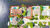 Intracoastal Mansion: Waterfront+Pool+Tennis court