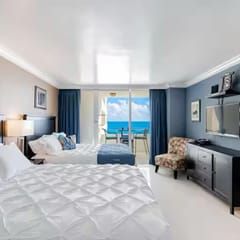 Beachfront Studio, Balcony with Ocean View