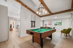 Close To Beach,  Private Pickleball & Pool