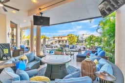 FTL lux Mansion - Pool - Close to beach.