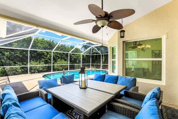 Guard gated pool home - Close to beach and 5th ave! - Image 1
