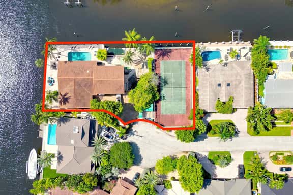 Intracoastal Mansion: Waterfront+Pool+Tennis court - Image 1