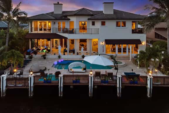 Waterfront Escape in Fort Lauderdale - Image 1