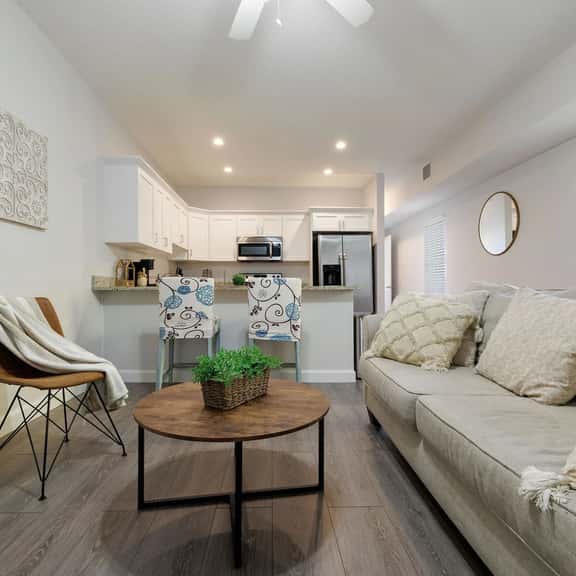 Putt-Putt Paradise | Bright 2BR/2BA Near Palm Bch - Image 1