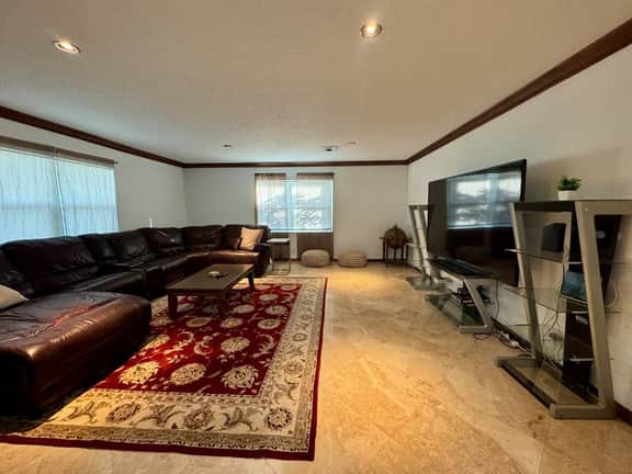 Coconut Creek Poolside Retreat