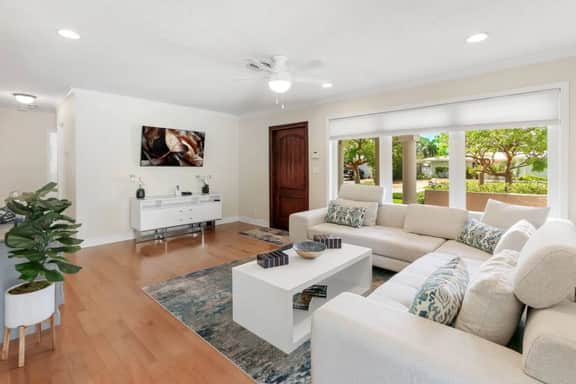 FTL dream home - pool - Game room
